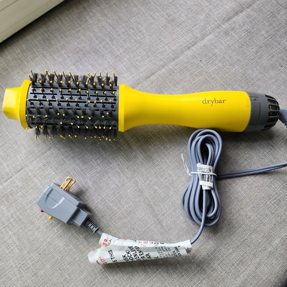 Drybar Other - Drybar The Double Shot Oval Blow-Dryer Brush